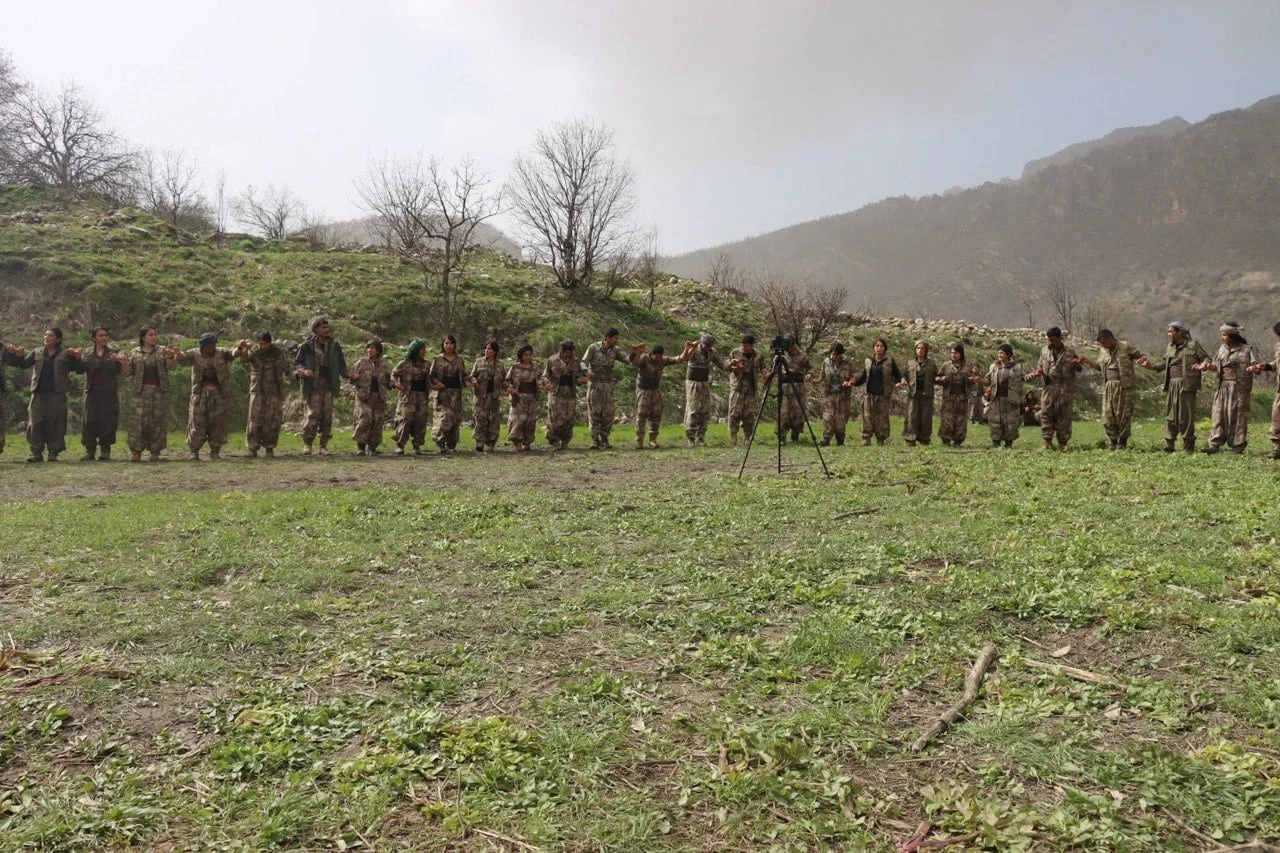 Gerîlayên Azadiyê - 13